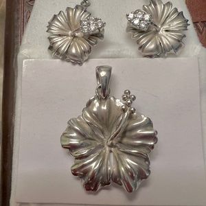 Sterling silver earrings and pendant